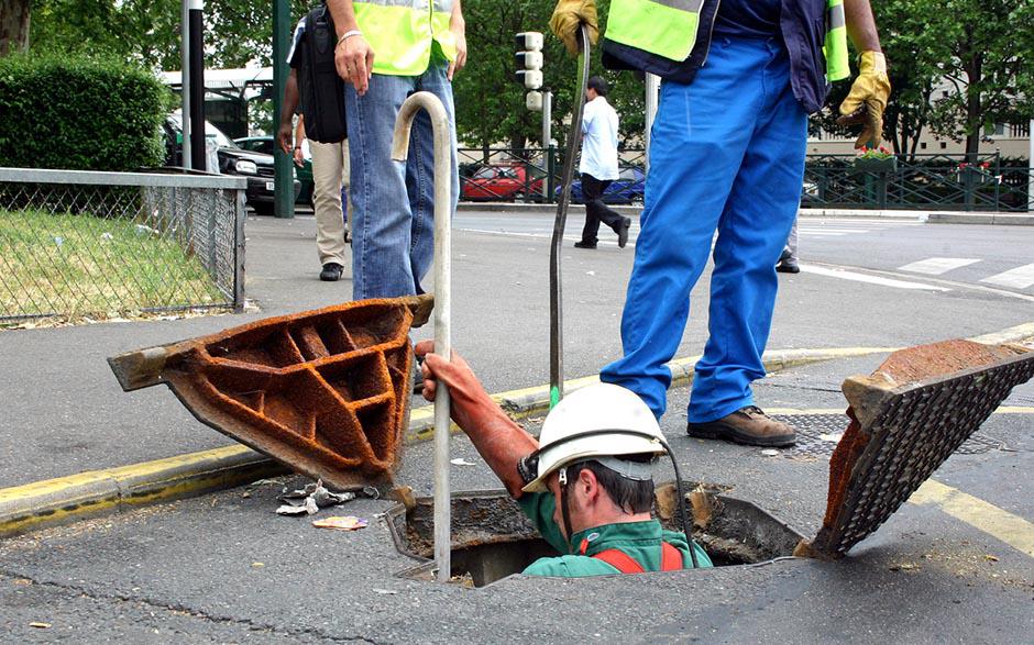 comment déboucher les wc avec une bouteille Corbeil-Essonnes